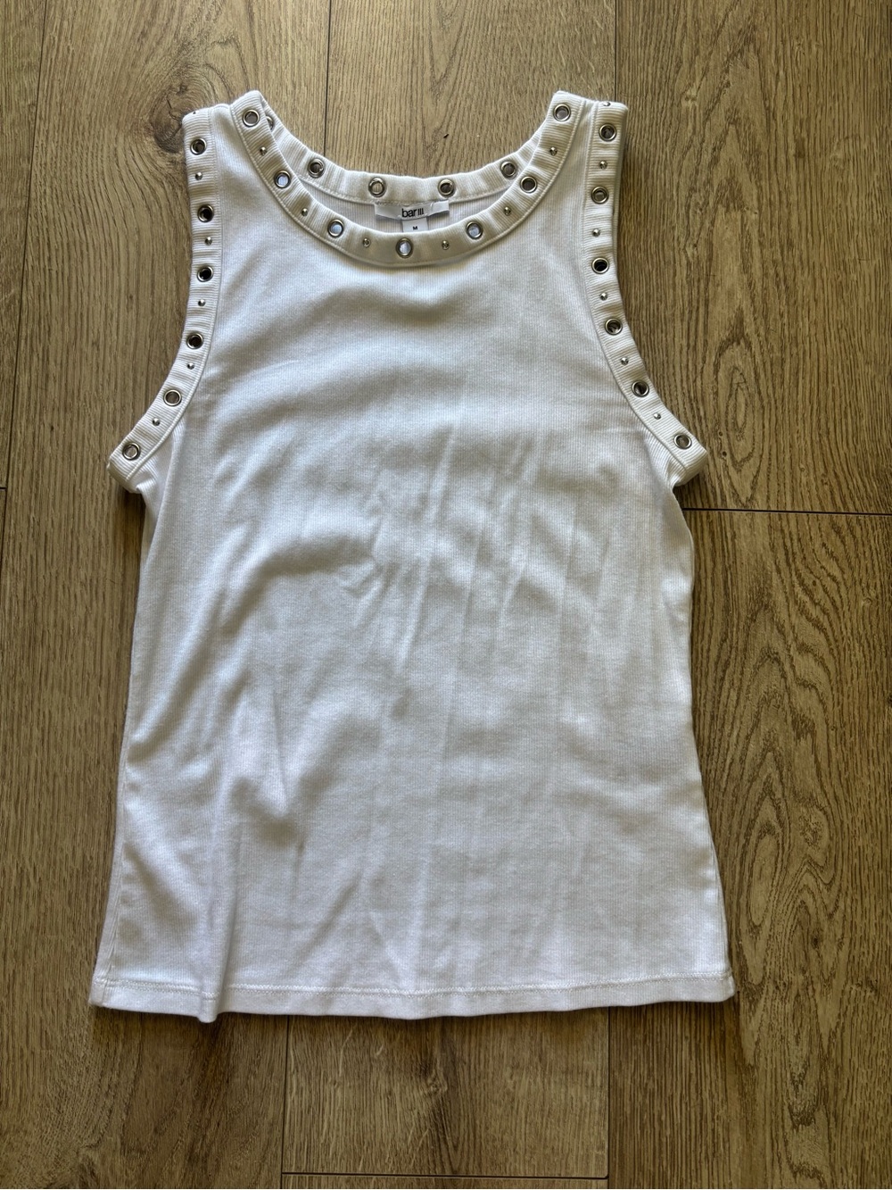 Bar III White Tank with Silver Grommet Trim